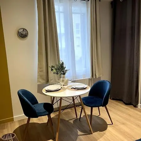 Studio Deco A Ste Luce Sur Loire, Proche Beaujoire Апартаменты *